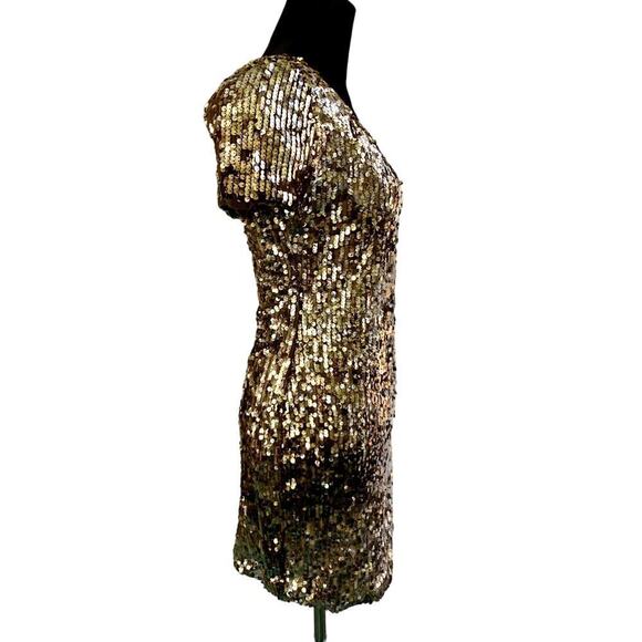 Forever 21 Gold Sequined Bodycon Short Sleeved Holiday Evening Dress size Medium - Picture 2 of 8
